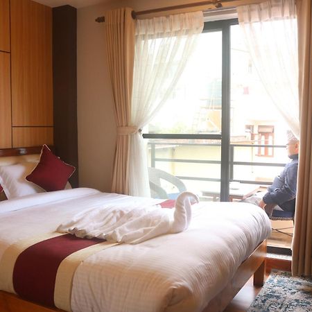 Hotel Family Ties Pvt. Ltd. Katmandou Extérieur photo