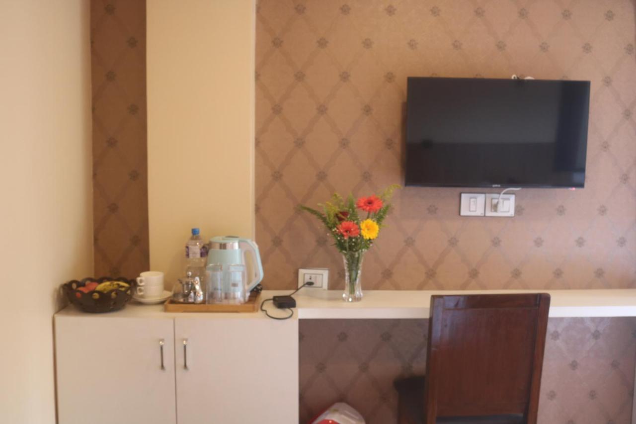 Hotel Family Ties Pvt. Ltd. Katmandou Extérieur photo