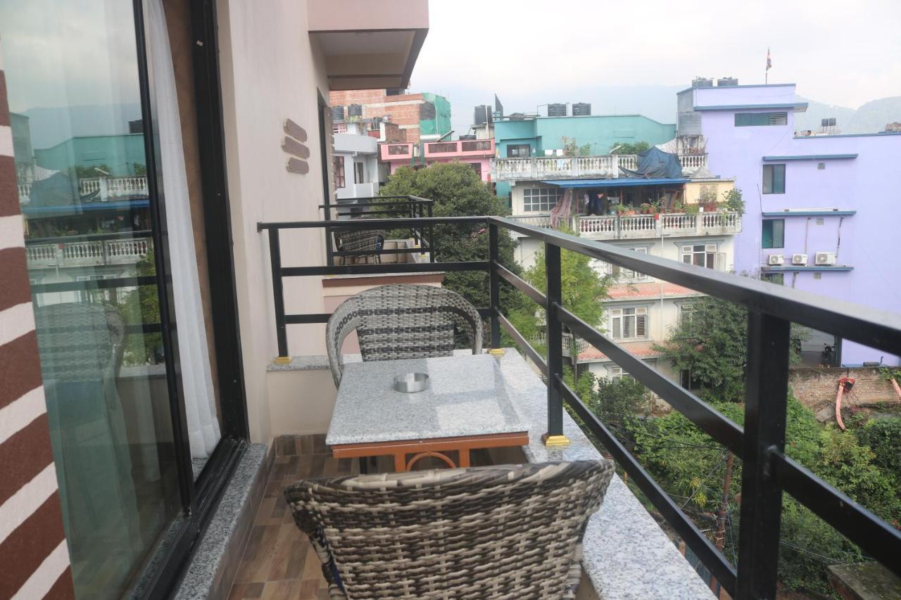 Hotel Family Ties Pvt. Ltd. Katmandou Extérieur photo